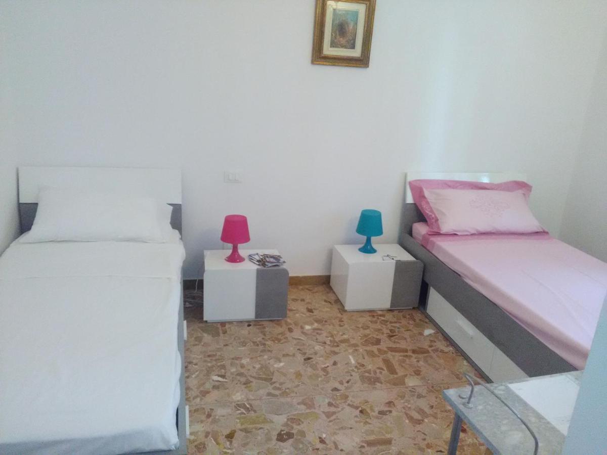 Noemi & Julienne Bed & Breakfast Spineda Екстериор снимка